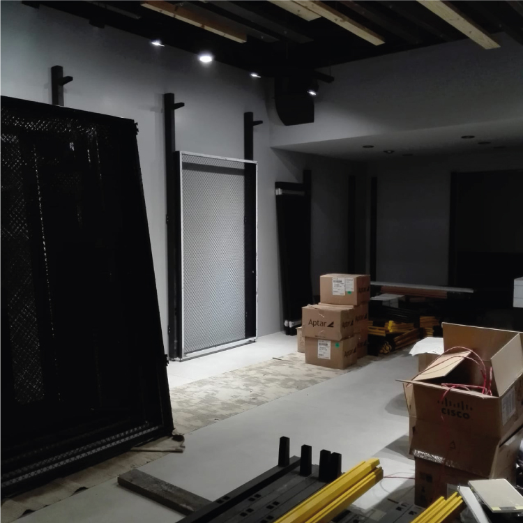 Instalaciones y armado para el nuevo local de GRID