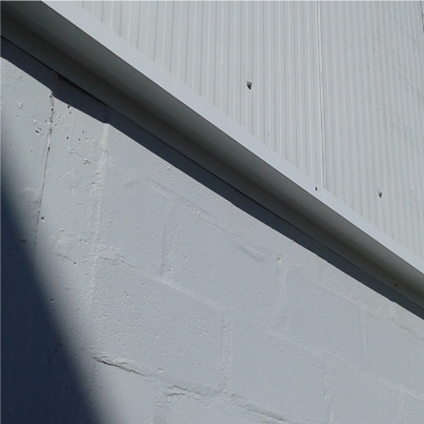 Construcción de depósito con estructura de perfiles doble T para almacenamiento de materia prima