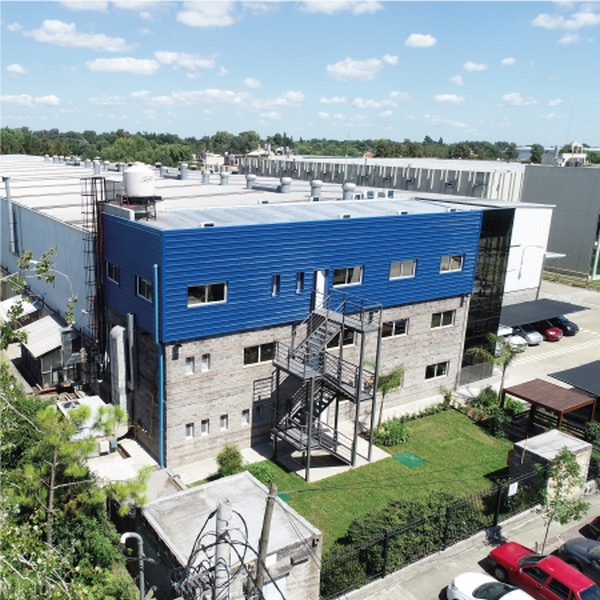 Diseno y construccion de oficinas. Oficinas modernas de Lindal Group con diseño funcional.